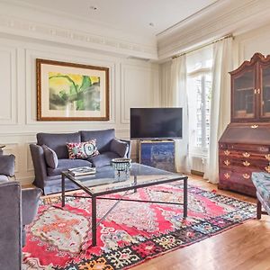 Elegant 3-Bedroom Apartment In Exclusive Barrio Salamanca Stylish & Spacious, Padilla III